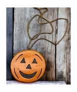 Vintage Jack O&#39;Lantern Necklace Pumpkin Face Pendant Halloween Charm - £10.20 GBP