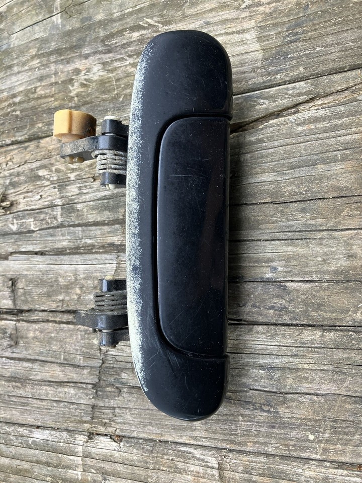 2003 MAZDA PROTEGE REAR Outside Door Handle Left Driver Side L OEM - $19.79