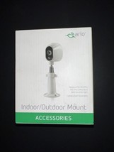 Netgear Indoor/Outdoor Adjustable Wall and Ceiling Mount for Arlo Cameras - $272.22 MXN