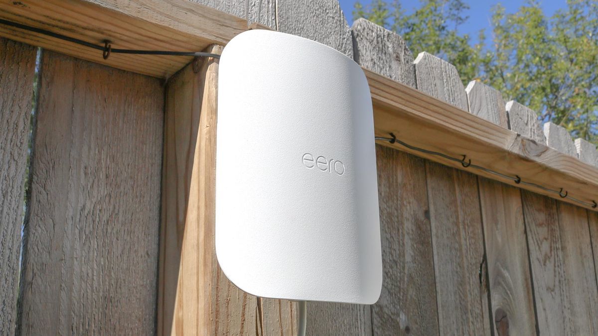 eero Outdoor 7 dualband mesh wifi router SN11111  New Open Box