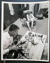 JOHN GLENN (ORIGINAL VINTAGE NASA SPACE FLIGHT PHOTO) PHOTO # 4  - $197.99