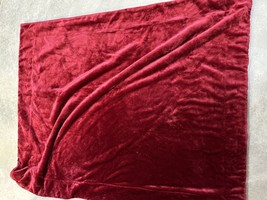 Northpoint Fleece Throw red 50" x 60" soft excellent condition - $4.95