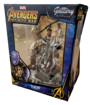 Diamond Select - Avengers Infinity War Thor Pvc Diorama - Broken Arm - 9995 - $38.59