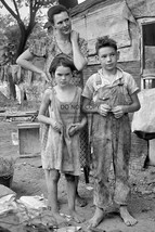 Great Depression Era Family In Poverty 1936 4X6 Photo Postcard - £5.01 GBP