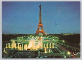 Stunning Eiffel Tower Paris Night View Trocadero Gardens September 1985 Postcard - £10.85 GBP