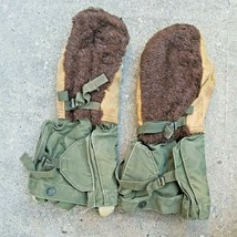 Vintage US Army Arctic Military Fur Mittens Cold Weather Gloves - £31.37 GBP
