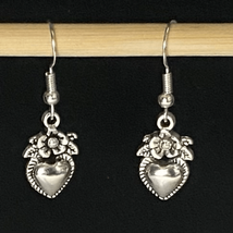 AWFx Heart &amp; Flowers Silver Dangles - £24.76 GBP