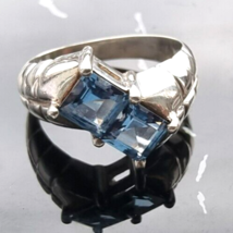 925 Sterling Silver 2 Princess London Blue Topaz Ring Size 7 - £35.88 GBP