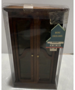 Dollhouse Walnut  Mini Dreams Bookcase New - $348.88 MXN