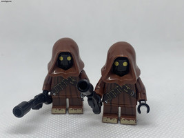 Gift 2 Jawa Minifigures Star Wars Tatooine Scavengers with Ion BlastersShip From - £10.30 GBP