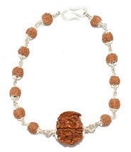 Pulsera De Rudraksha De Ganesha En Plata Pura - €64,41 EUR