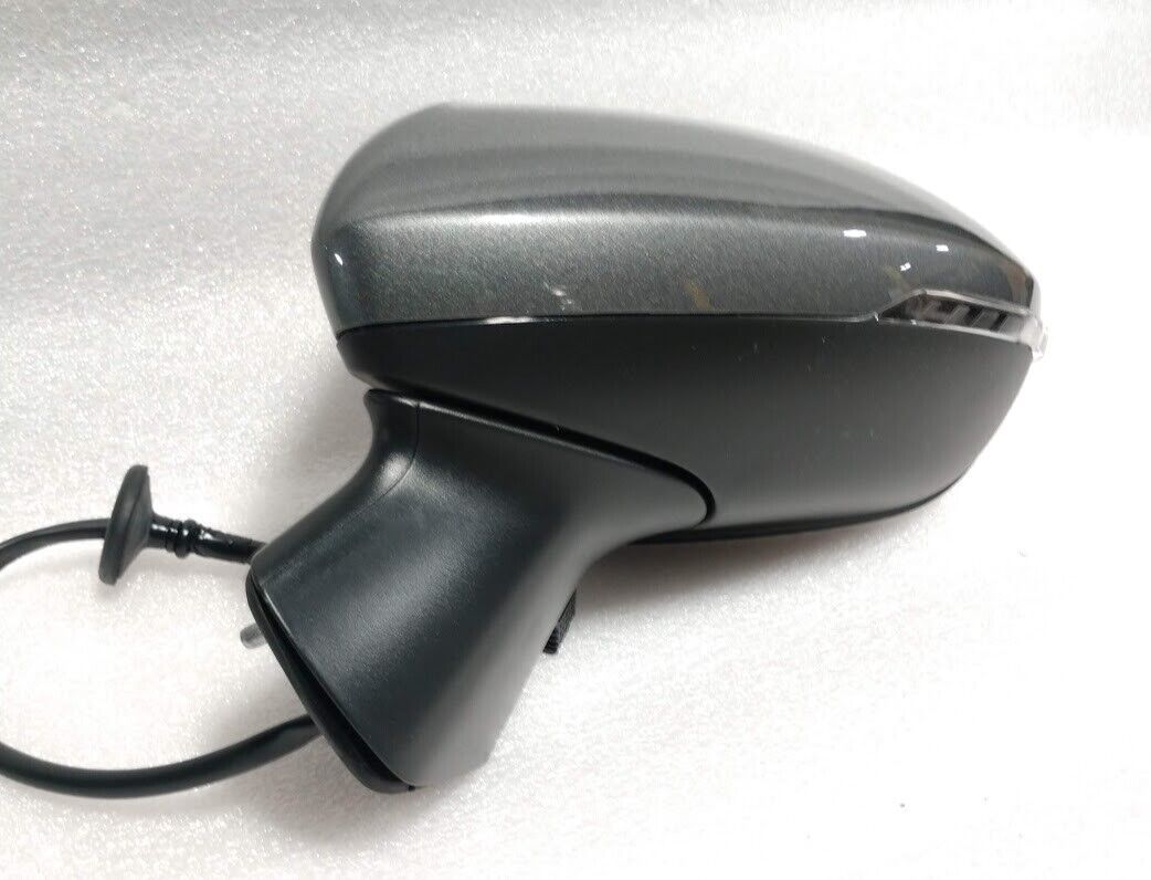 2016-2018 Chevy Cruze gray LH door mirror w/ signal. Driver left side OEM - $118.94