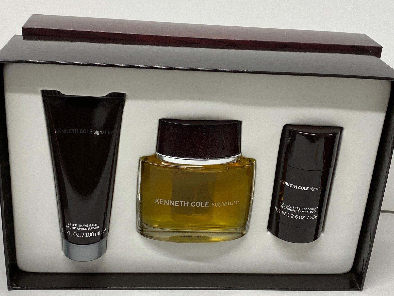 Kenneth Cole Signature 3pcs in Set For Men - NEW WITH BOX - £75.89 GBP