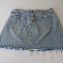Old Navy RN#54023 Women's Blue Cotton Blend Frayed Bottom Denim Skirt Size 14 image 14