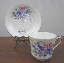 Elizabethan Fine Bone China England Tea Cup and Saucer Little Flowers - £10.08 GBP