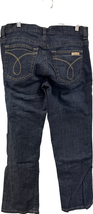 Calvin Klein Jeans Women&#39;s 12 Capri Denim Blue with Decorative Back Pockets - $351.96 MXN