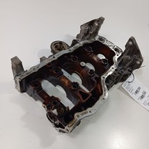 Hyundai Elantra Engine Block Crankshaft Main Cap  2.0 2017 2018 2019 2020 - $308.11 CAD