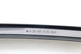 06-13 MERCEDES-BENZ W251 R350 REAR LEFT DRIVER SIDE WINDOW MOLDING TRIM E0551 image 11