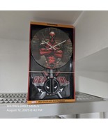 Marvel Deadpool Wall Clock with 3D Pendulum - €46,73 EUR
