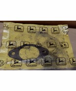 R83021 Exhaust Manifold Gasket OEM Fits John Deere Tractor JDS5590 NIB 261C - $169.87 MXN