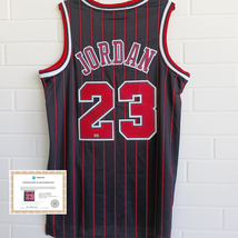 Michael Jordan Hand Signed Autographed #23 Chicago Bulls NBA Black Jerse... - £616.85 GBP