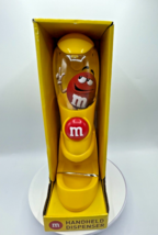 M&amp;M&#39;s Yellow Handheld Manuel Candy Dispenser Red Character New - £8.95 GBP