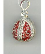 Russe Faux Argent Oeuf Pendentif,Rouge W/Argent Bandeau Décor W/Transparent - €41,43 EUR