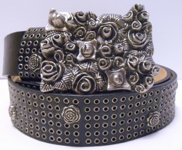 Betsey Johnson Women&#39;s Belt Black Leather Silver Grommets &amp; Roses Buckle Medium - £27.93 GBP