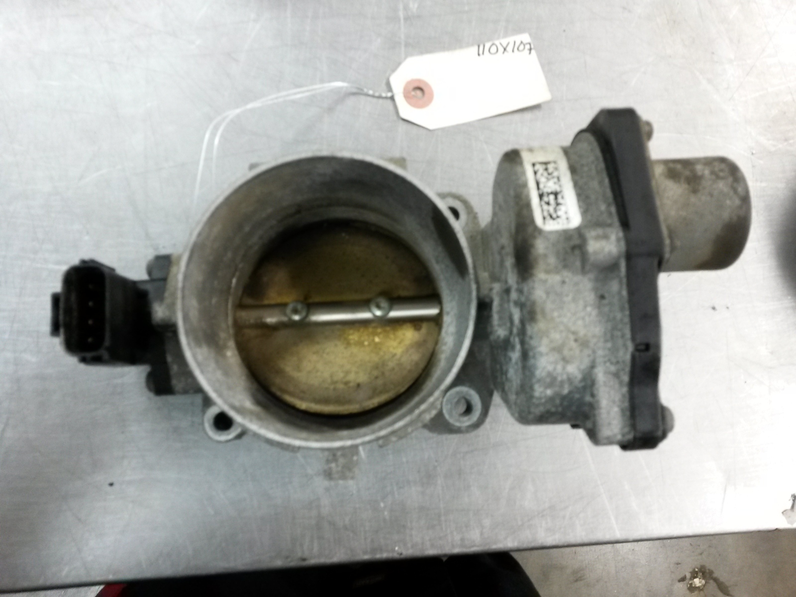 Throttle Valve Body From 2005 Ford F-250 Super Duty  5.4 3L3E9F881BA - $39.55