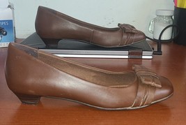 Rockport Ballet Women&#39;s 7.5 Adiprene  Adidas Brown Leather Kitten Heel Shoes Bow - £20.01 GBP