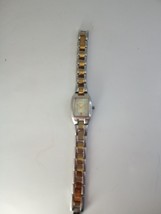 Ladies Relic Analog Watch With Square Face And Date ZR 34017 - $308.98 MXN