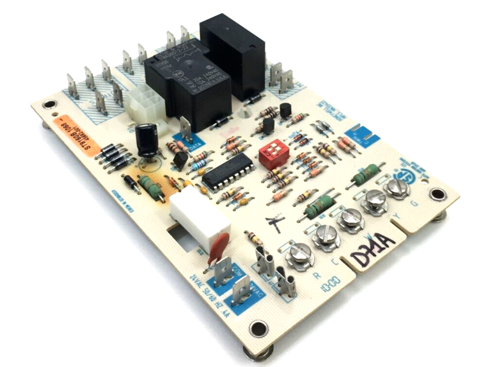 Honeywell ST9160B1068 Furnace Control Circuit Board 45692-001 used #D71A - $255.00