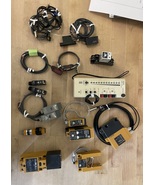 OMRON PHOTOELECTRIC SENSORS 24 PCS. FROM SALES ENGINEERS SAMPLE KIT - $75.00