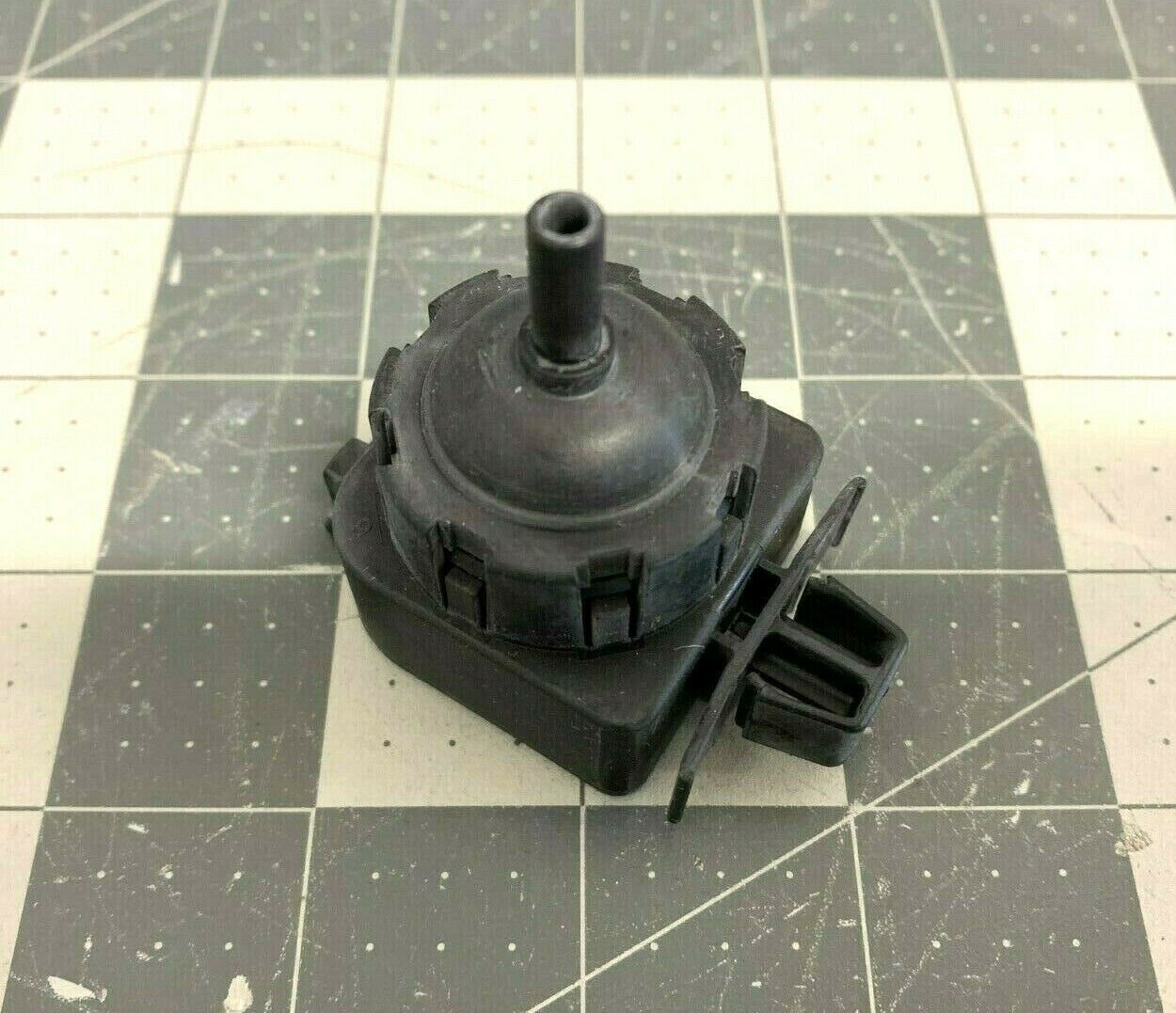 Frigidaire Electrolux Kenmore Washer Water Level Switch 134762010  37640518 - $14.80