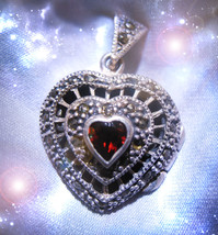 Valentine Haunted Locket Golden Hearts Loyal Trustworthy Relations Highest Light - $267.77