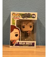 Funko Pop! Beetlejuice - Delia Deetz #1758 Vinyl Figure (Box &amp; Protector) - $929.78 MXN