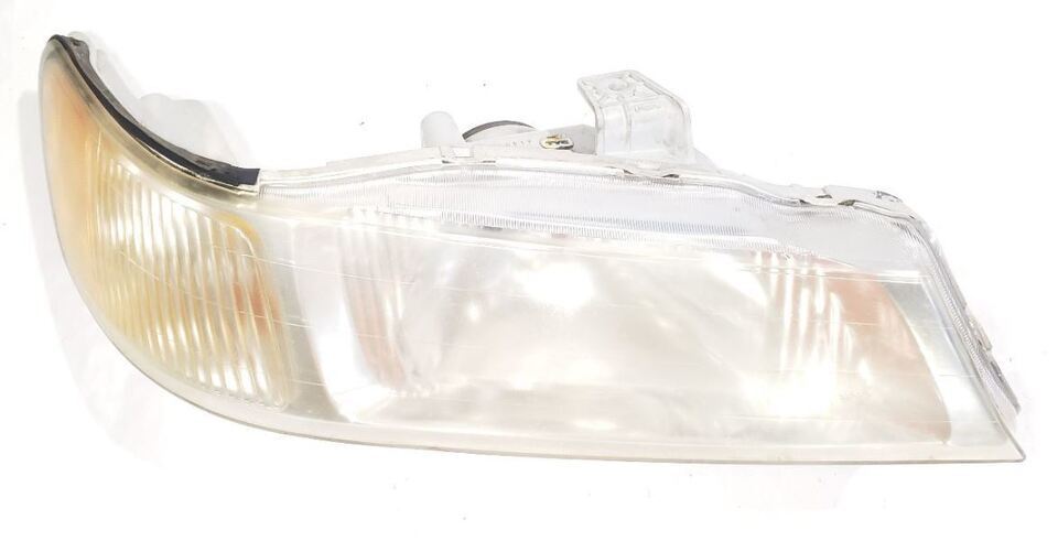 Right Headlight Assembly Hazy Broke Tab OEM Honda Odyssey 99 00 01 02 03... - $17.32