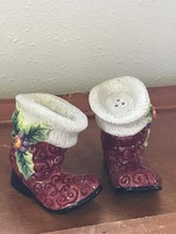 Estate Lot Pair of Fitz &amp; Floyd Painted Ceramic Santa Boots with Holly Christmas - £8.30 GBP