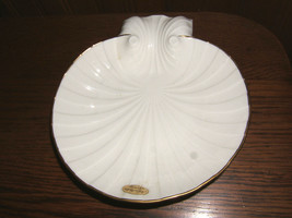 Beautiful Vintage Noritake Ivory China Shell Dish (Japan) - $9.85