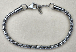Men&#39;s Heavyweight Shiny Serpentine Chain Bracelet in Stainless Steel (8-9.50In) - £10.23 GBP