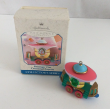 1998 Hallmark Keepsake Ornament Collector&#39;s Series #3 Passenger Car - $111.32 MXN