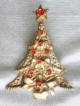 Festive Mid Century Modern Enamel Gold-tone Christmas Tree Brooch 1970s Vint. 2&quot; - £9.14 GBP
