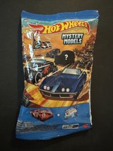 Hot Wheels Mystery Models #2 1 Vehicle And 1 Sticker Hot Wheels - €2,56 EUR