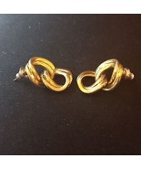Vintage Monet gold tone earrings - €11,67 EUR