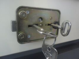 AGA 245 11G (Spain) Safe Deposit Lock with 3 Keys - $77.53 CAD