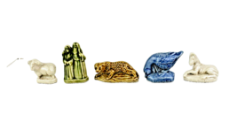 Red Rose Wade Ceramic Miniature Figurines Set Of Five - $34.65