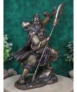 Chinese Historical General Guanyu Yunchang Shu Han Warlord Figurine Statue - €60,57 EUR Chinese Historical General Guanyu Yunchang Shu Han Warlord Figurine Statue - €60,57 EUR