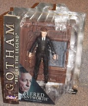 2015 Diamond Select Gotham Alfred Pennyworth 7 inch Action Figure New In Package - £62.84 GBP