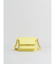 Authenticity Guarantee

Marni women&#39;s trunk bag medium in VANILLA - size... - £574.59 GBP