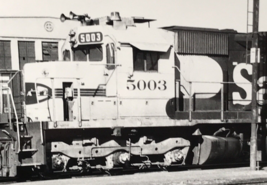 Atchison Topeka &amp; Santa Fe Railway Railroad ATSF 5003 SD40OU Electromotive Photo - $9.49